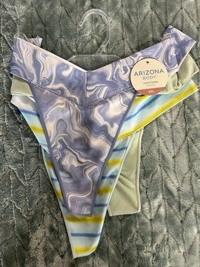 Women’s Seamless Thong Panties - Sage Green, Watercolor & Pastel Stripe